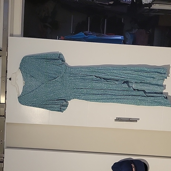 Flowy long maxi dress - teal color - Picture 1 of 3